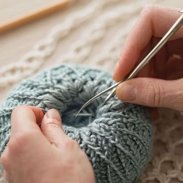 how to crochet in the round
