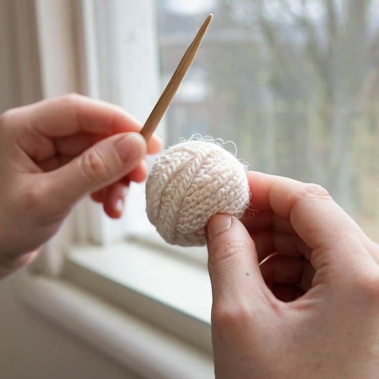 Slip Stitch vs Single Crochet Difference